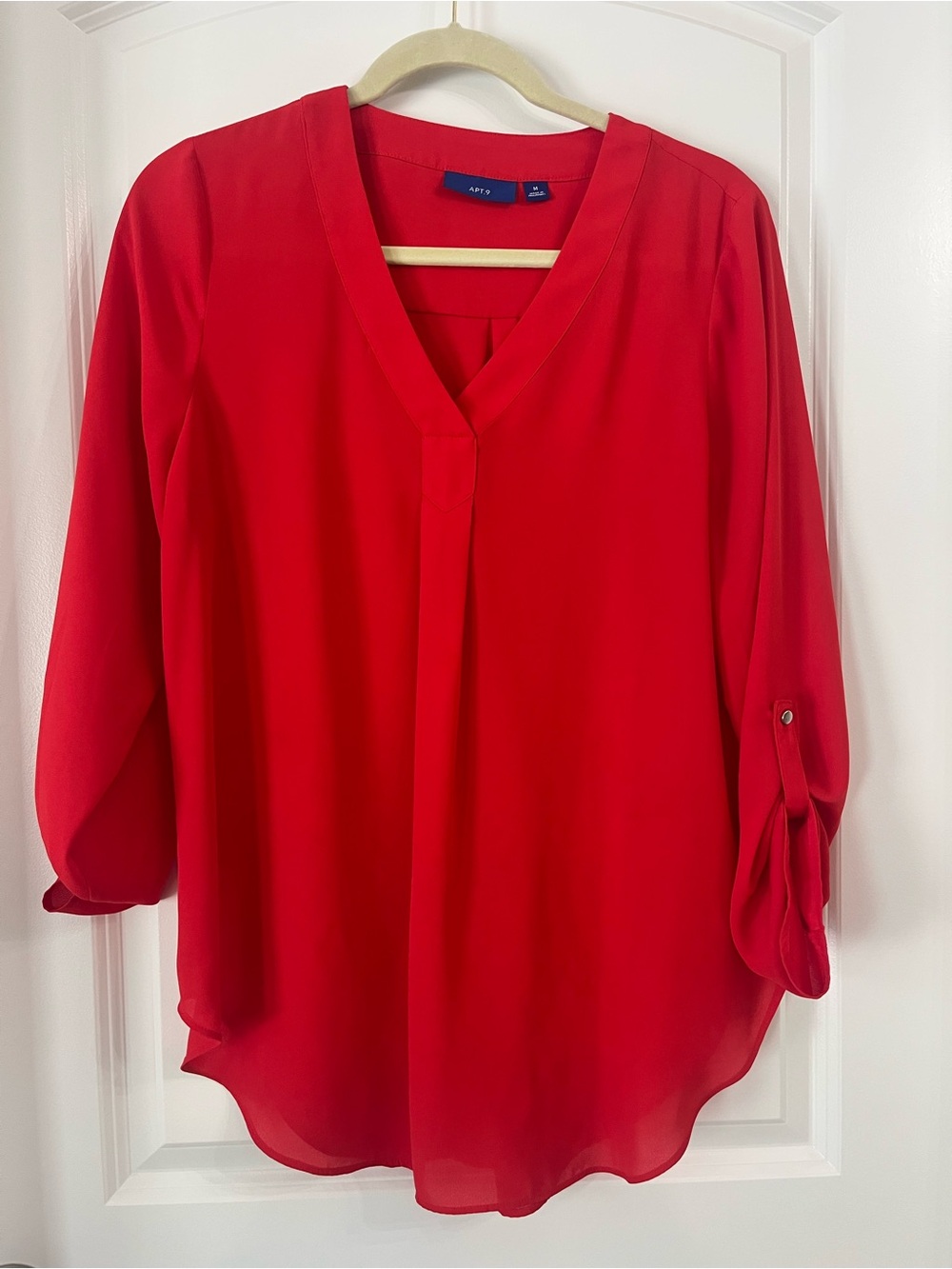 Apt. 9 Womens Bright V-Neck Roll-Tab Blouse Lightweight Work Office Size Medium